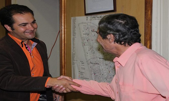 El Alcalde René de la Vega se reunió con funcionarios para trabajar en la problemática de la inundac